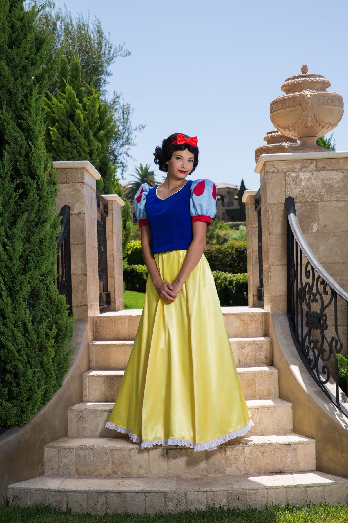 Snow White character at birthday party